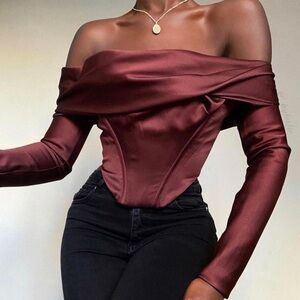 NWOT House of CB Morgan Satin Top Blouse Burgundy Red Boning Size XS